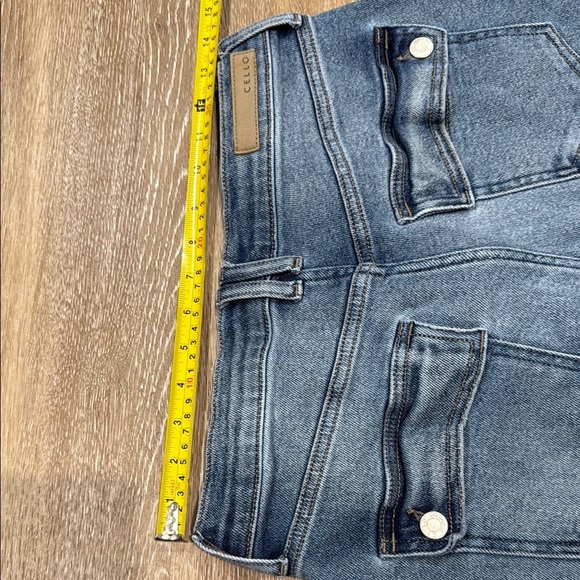 Cello High Rise Size 5 Women Jeans - Blue Straight Leg Jeans - Picture 4 of 10